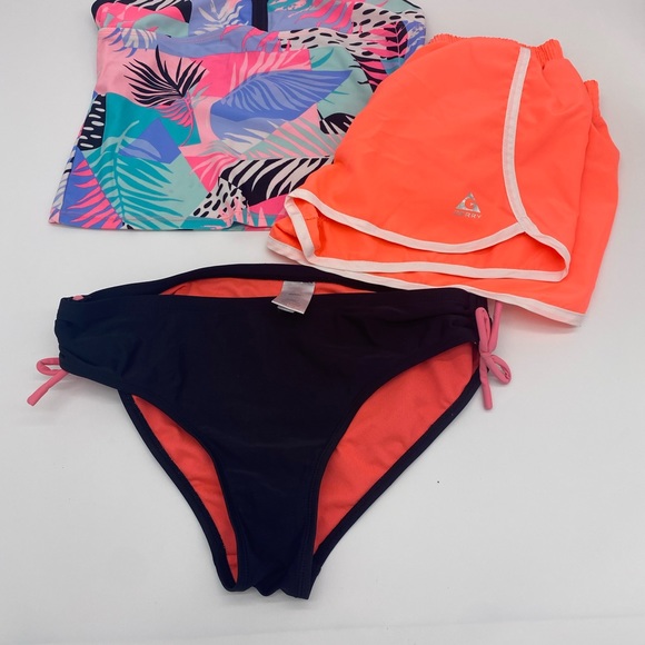 Gerry - swim suite set Girls Size 16 used - Picture 2 of 4
